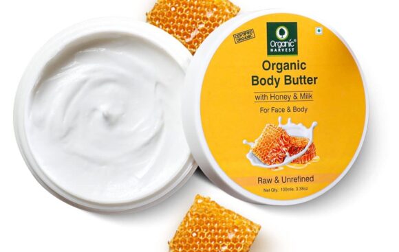 Natural Skincare Remedies: 10 Ingredients for Clear and Radiant Skin